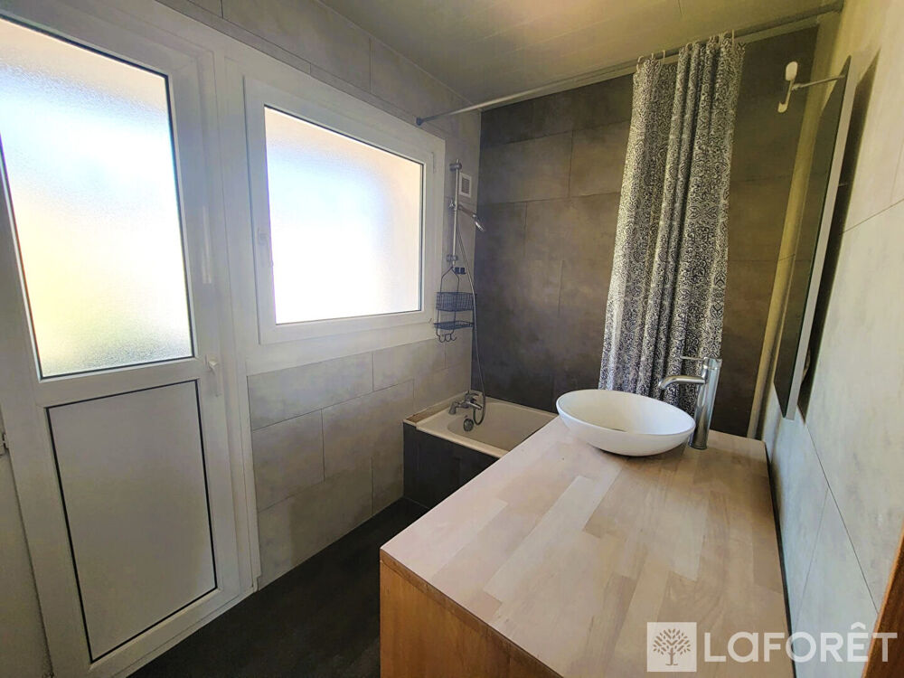 Vente Appartement Appartement Valentigney 3 pièce(s) 84.01 m2 Valentigney