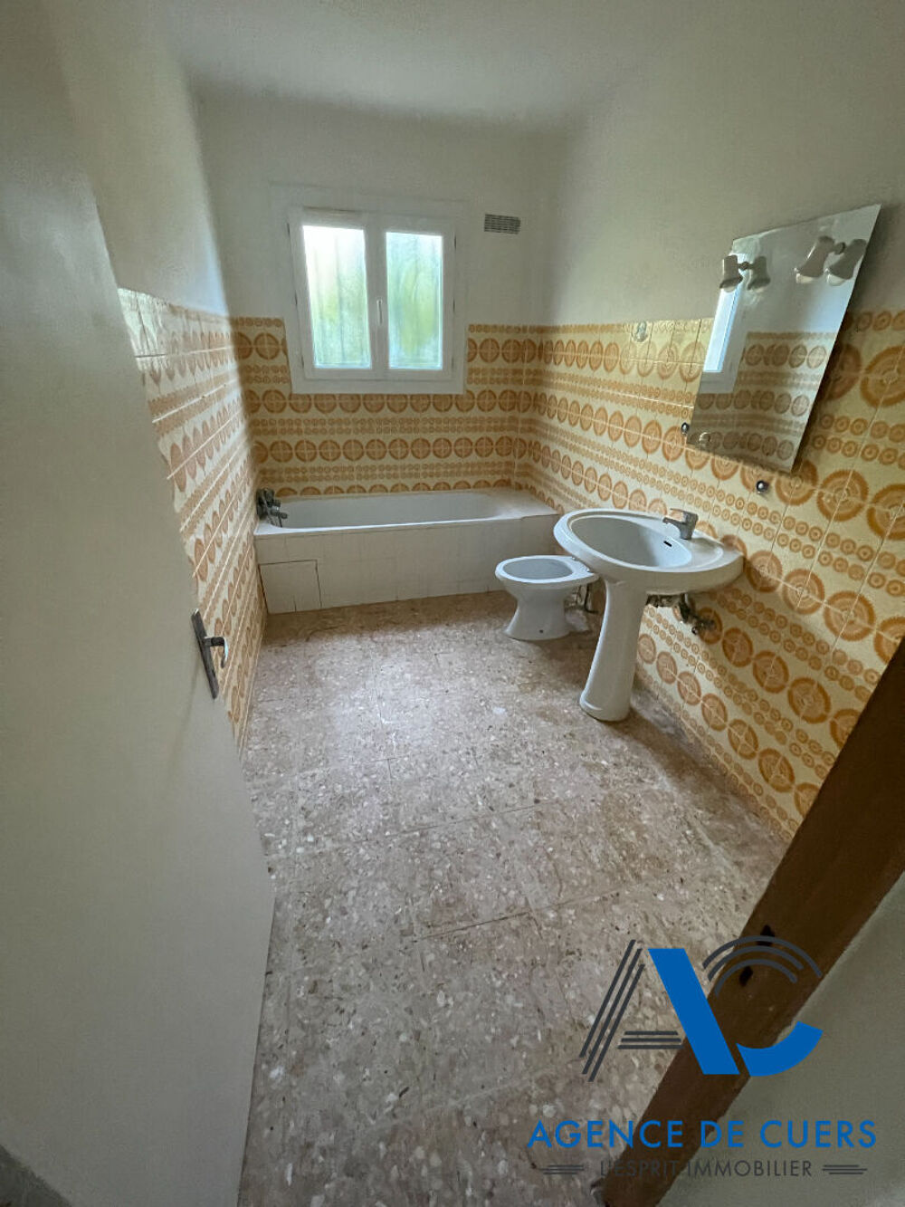 à vendre  Maison Carqueiranne (83320)