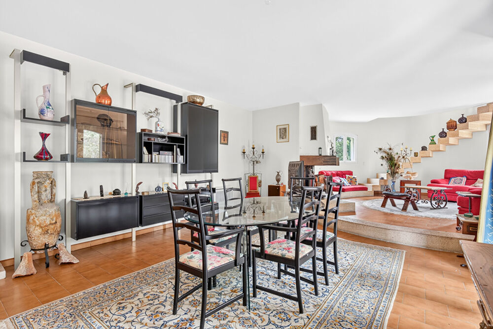 RARE SUR CORNILLON CONFOUX VILLA T5 200M²