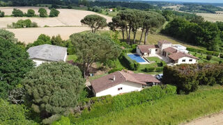  Villa � vendre 6 pi�ces 225 m�