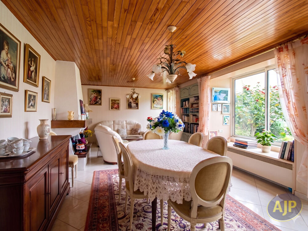 Vente Maison NANTES OUEST : Maison familiale plain-pied avec potentiel et jardin sans vis-à-vis Nantes