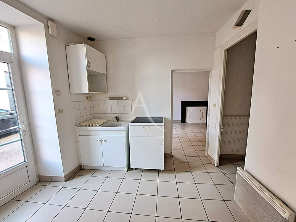 Charmante maison de bourg à MOUCHAMPS de 78m² environ !