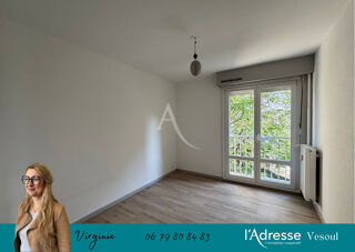  Appartement à louer 3 pièces 65 m²