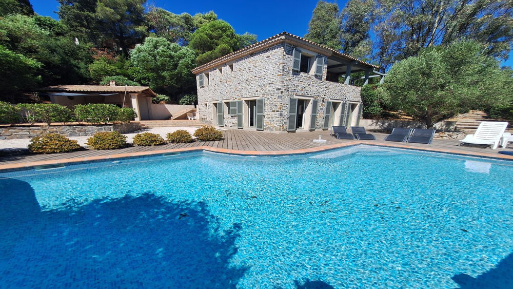 Vente Maison Les Issambres - Mas provençal en pierre, 5 chambres, vue mer, piscine mosaïque, 200 m de la mer Les issambres