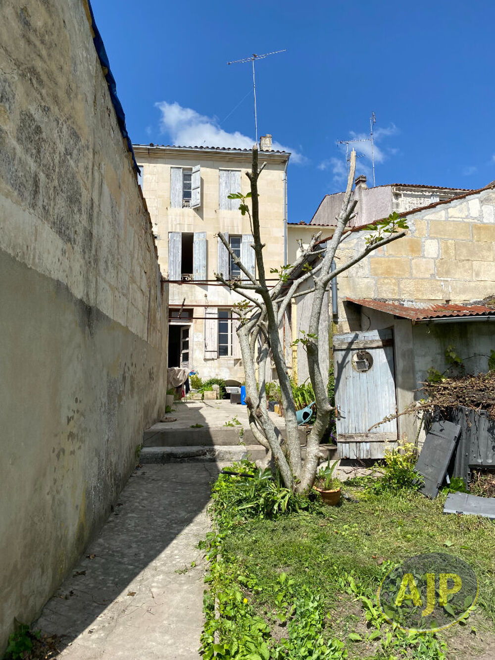 Maison centre Pons 173m²