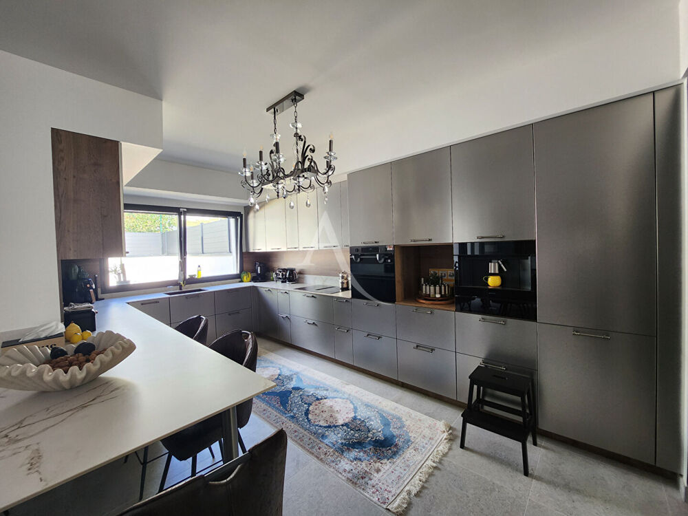 Maison neuve SAINT HERBLAIN 142 M2