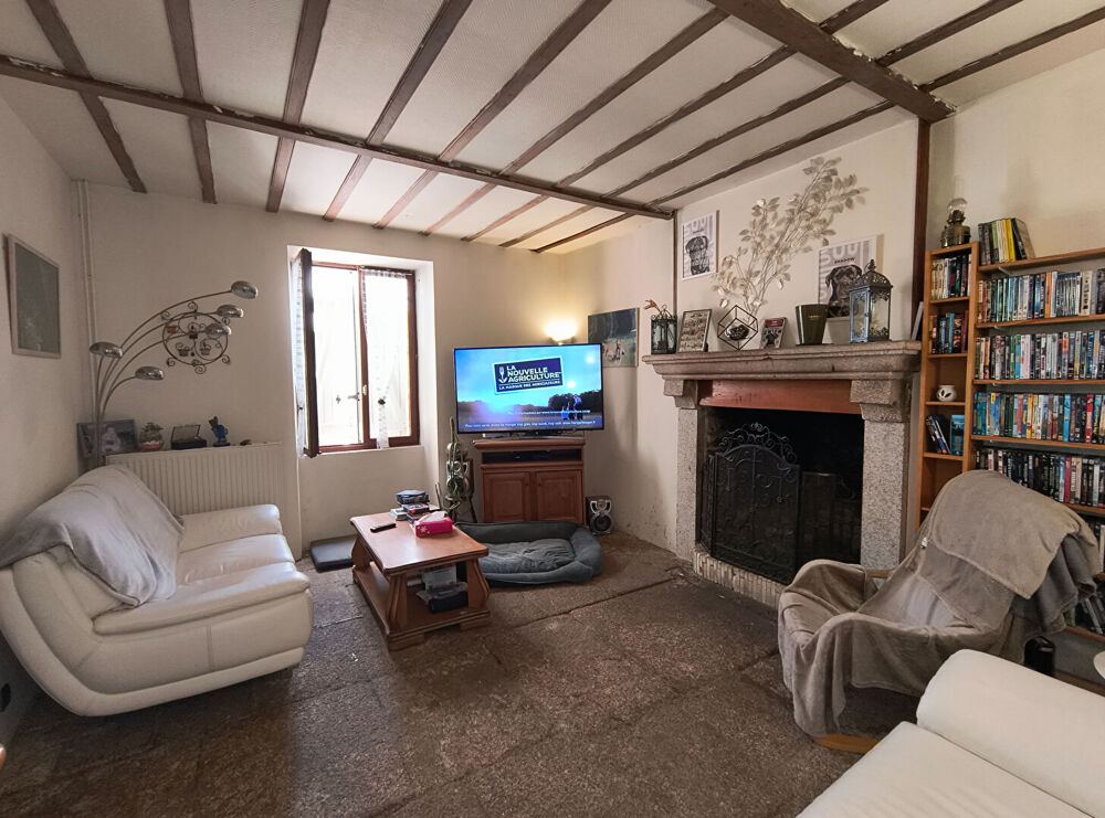 Haute-Vienne - Superbe maison en pierre de 6 chambres avec un jardin de 7700 m², une grange et une vue imprenable