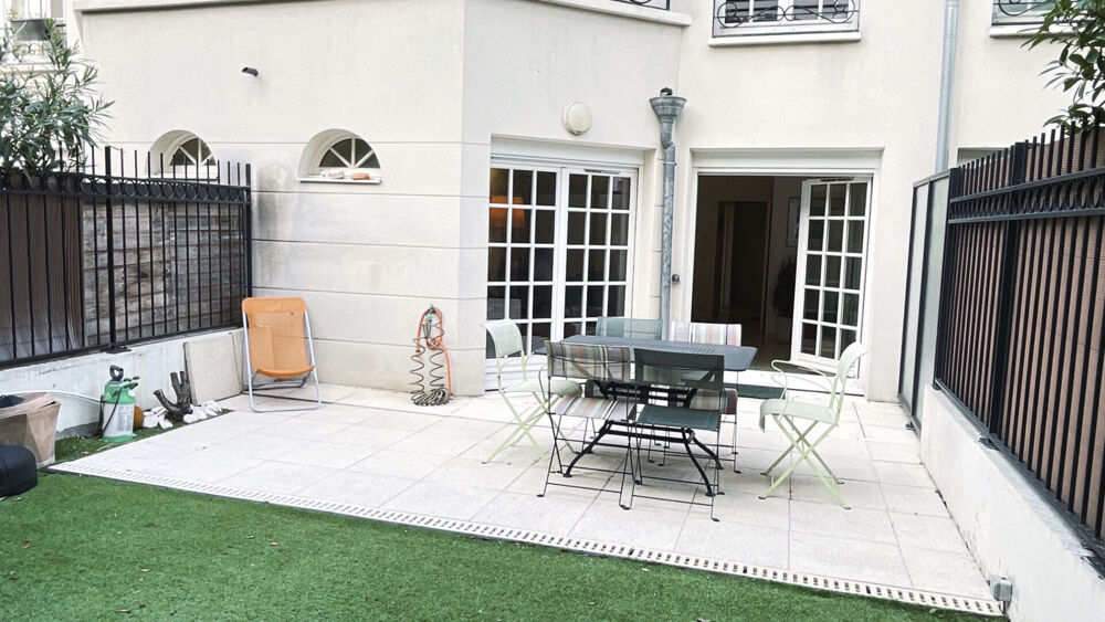 PUTEAUX hyper-centre, maison 3-4 chambres avec jardin, 2 parkings