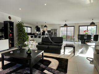  Maison à vendre 6 pièces 175 m²