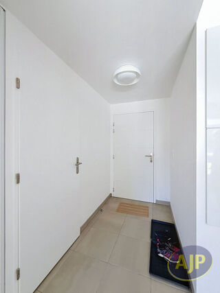  Appartement à louer 2 pièces 37 m²