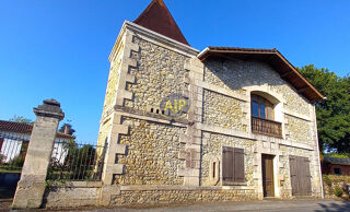  Maison à vendre 13 pièces 320 m²