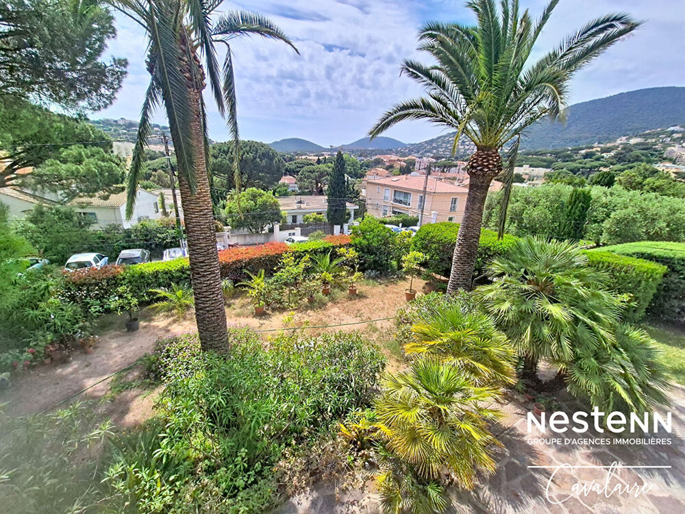TOUT A PIED pour cette villa d'environ 161 m² sur 2 niveaux, 3 chambres, atelier et terrain piscinable d'environ 900 m²Maison Ca