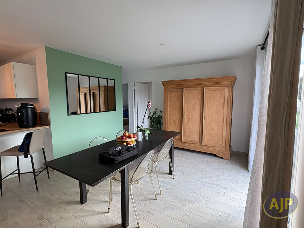 Location Maison Maison Contemporaine de Plain-Pied  * Callac Plumelec