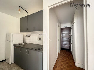  Appartement à louer 1 pièce 34 m²