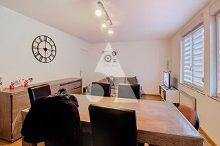  Immeuble � vendre 6 pi�ces 251 m�