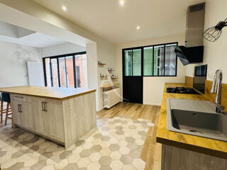  Maison � vendre 7 pi�ces 213 m�