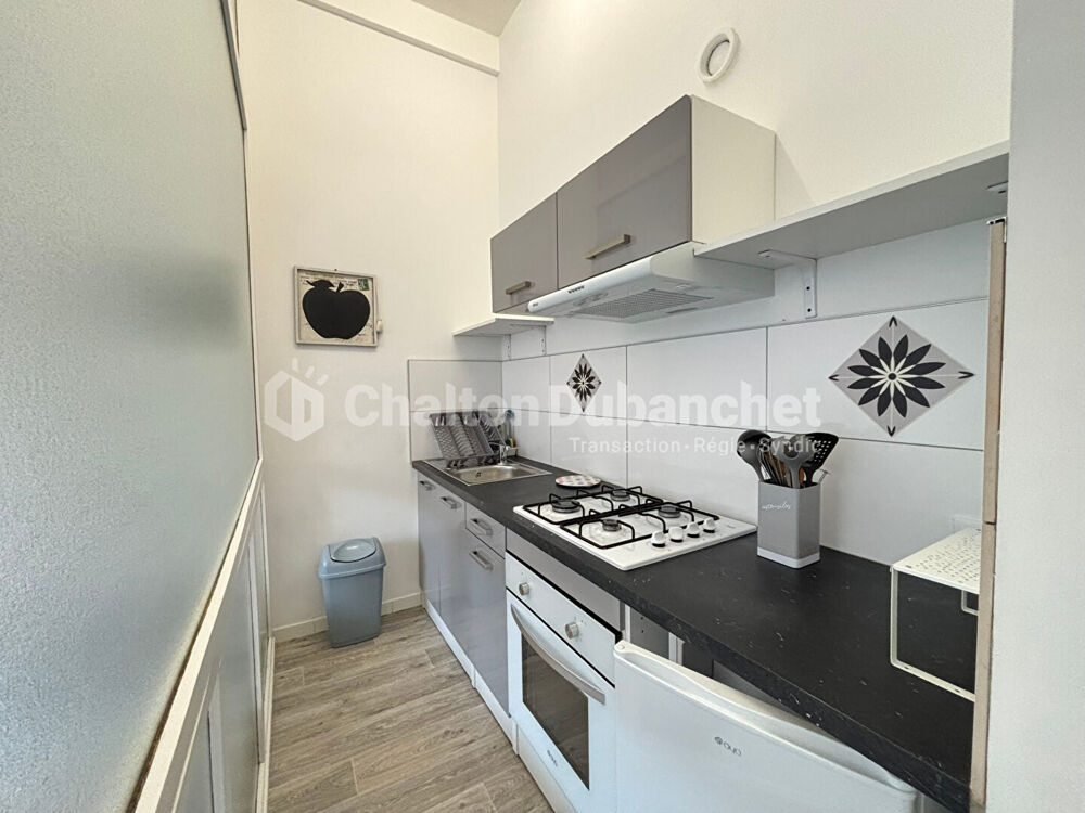 ROANNE Studio MEUBLE 36m²