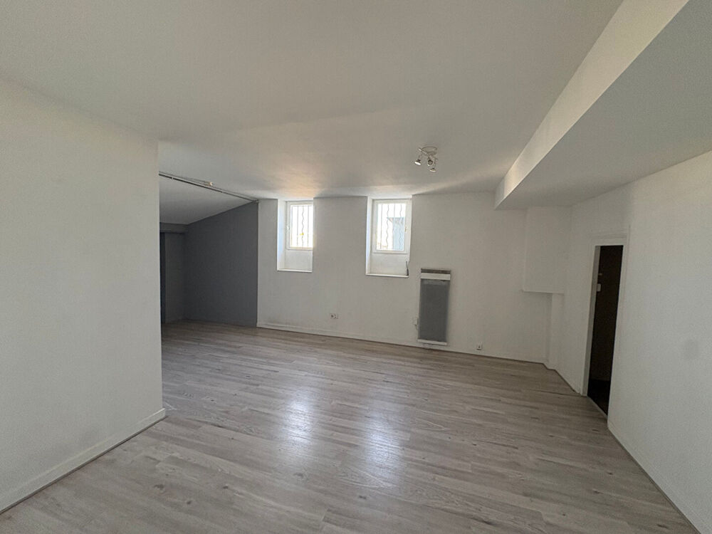 Location Appartement Appartement - 40m2 - MONPLAISIR Lyon 8
