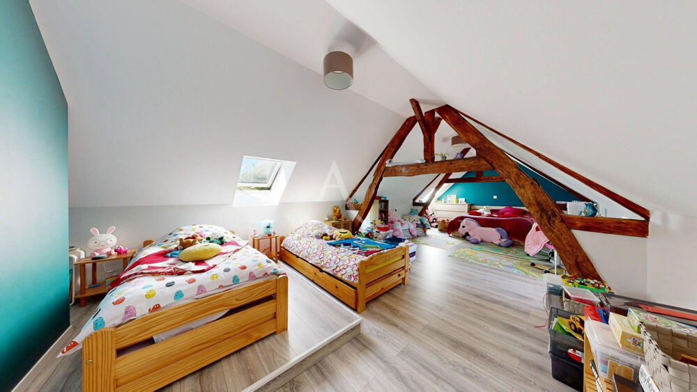 LONGERE Proche ETREPAGNY 3 chambres Jardin