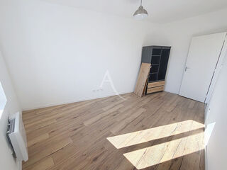  Appartement à louer 3 pièces 54 m²