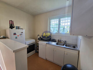  Immeuble à vendre 11 pièces 192 m²
