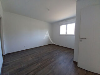  Maison à louer 2 pièces 70 m² Etrepagny