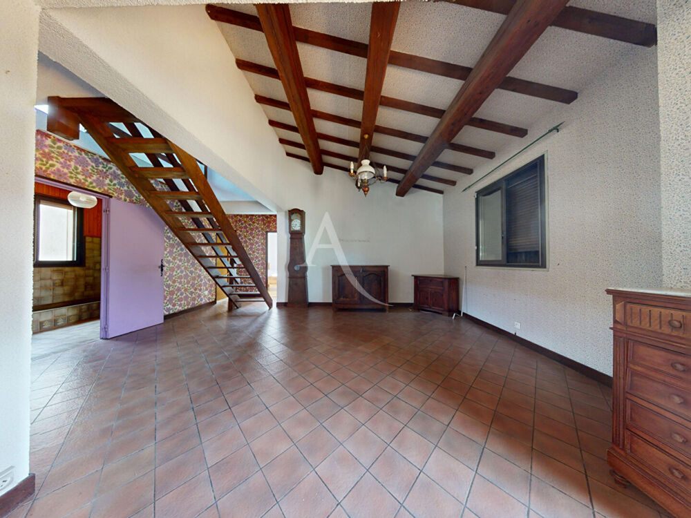 Vente Maison Maison à vendre à Lézignan-Corbières avec terrain de 9000m2 Lezignan corbieres