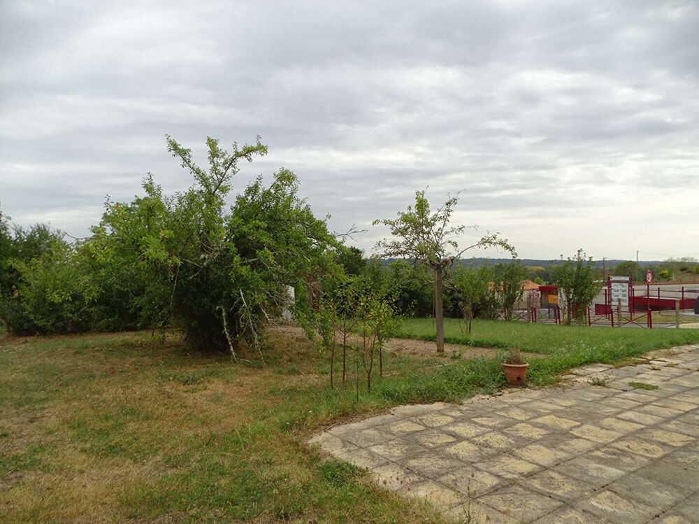 Vente Maison Maison sur sous-sol complet - Douzillac 5 pièce(s) 92.84 m2 Douzillac