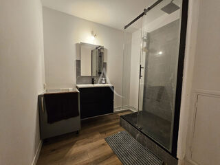  Appartement à louer 2 pièces 62 m²