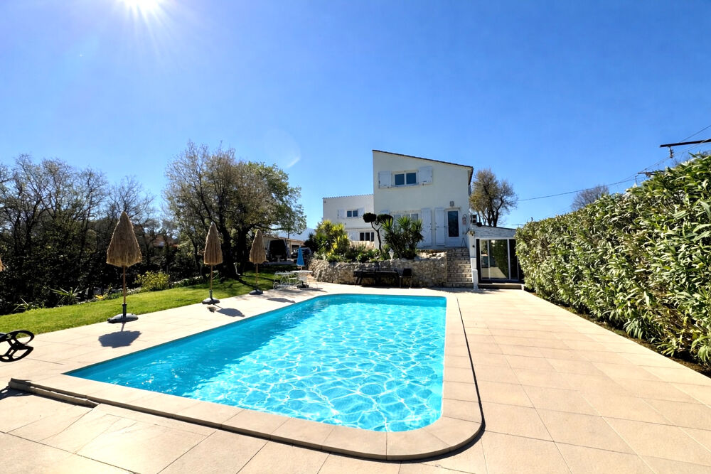 Maison Ortaffa 7 pièce(s) 252 m2 , terrain de 3917 m² avec piscine