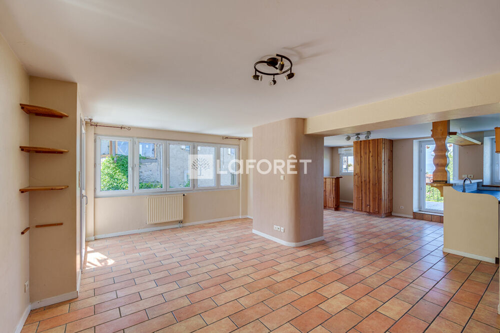 Maison Maxilly-Sur-Leman 7 pièces 186,58m² au calme avec un fort potentiel