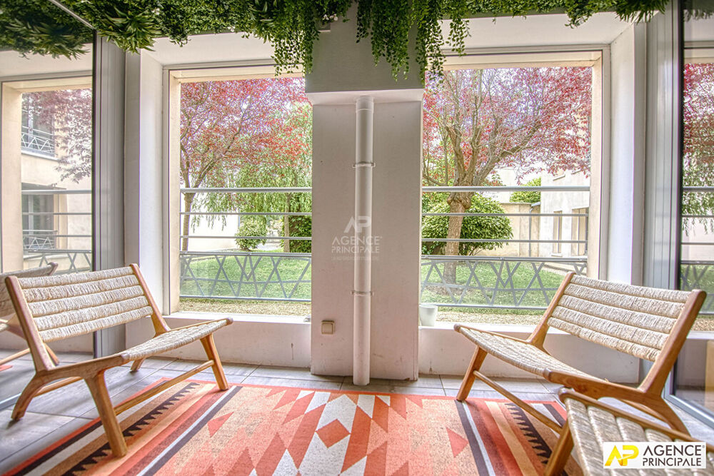 Vente Appartement Versailles Montreuil Appartement 4 pièces 87.82 m² carrez + loggia de 6.47 m² et double box Versailles