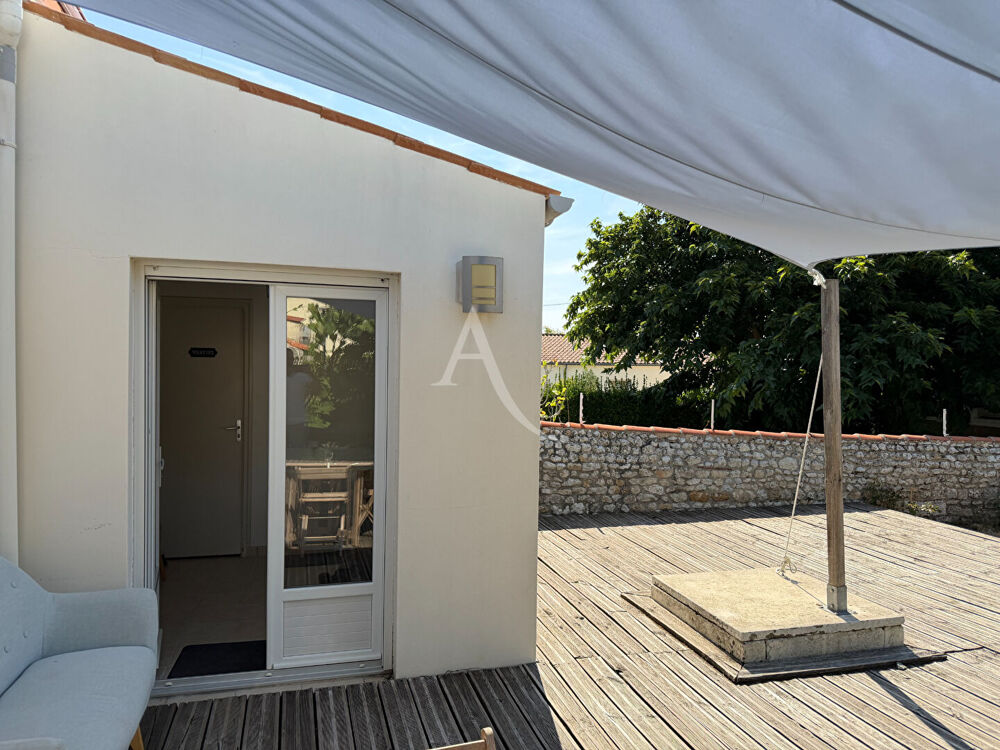 Vente Maison Maison familiale 4 pièces avec 2 garages à Port-des-Barques Port des barques