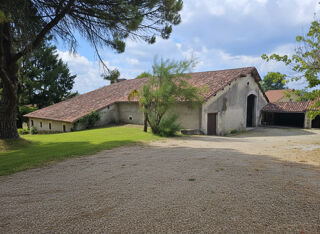  Remise / Grange à vendre 3 pièces 700 m²