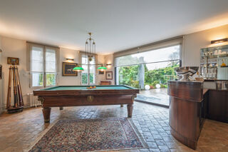  Villa à vendre 14 pièces 402 m²
