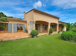Vente Maison Maison Rochefort Du Gard 4 pièce(s) 167 m2 - Vue agréable-Double garage-Terrain 1300 m² Rochefort du gard