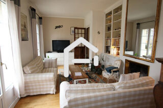  Villa � vendre 13 pi�ces 600 m�