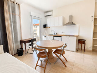  Appartement à louer 1 pièce 19 m²