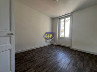  Appartement à louer 1 pièce 27 m²