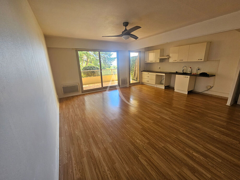 Location Appartement Nice Ouest Corniche Fleurie 4 pièces, terrasse, garage - résidence avec piscine et gardien Nice