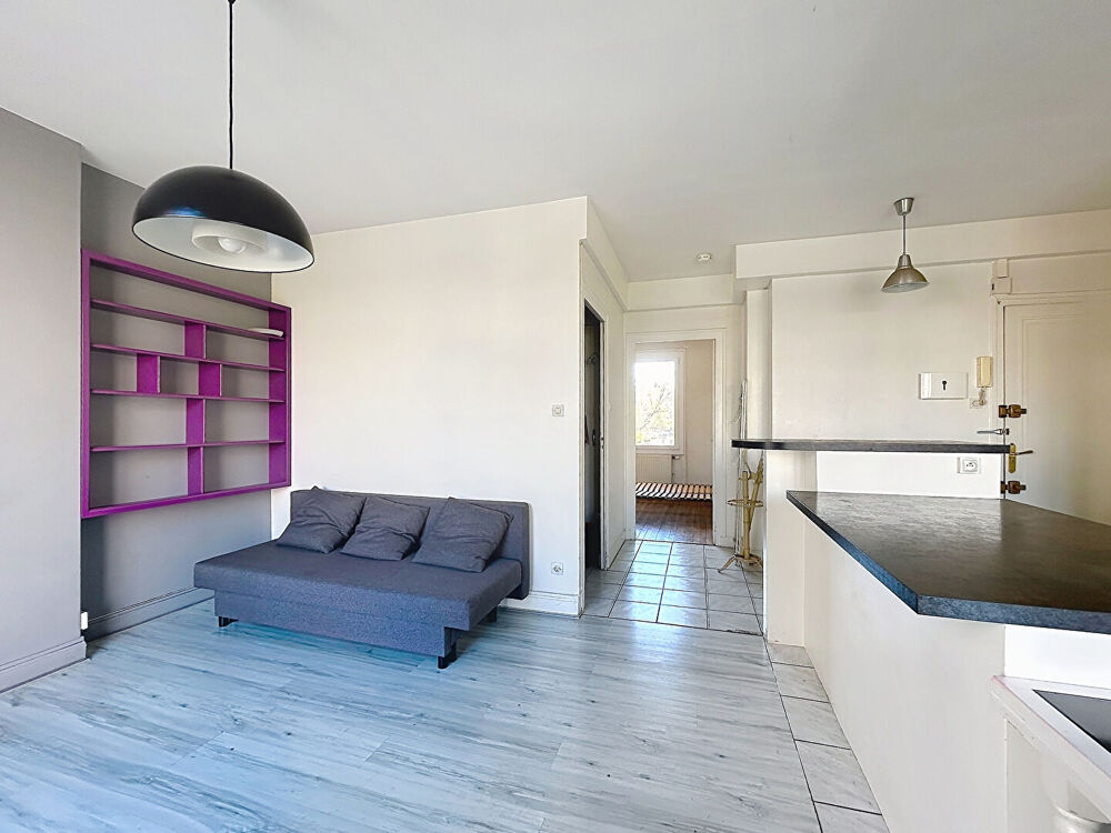 Vente Appartement Exclusivité NESTENN : Charmant appartement 2 pièces à vendre à Centre 2, Saint-Étienne Saint etienne