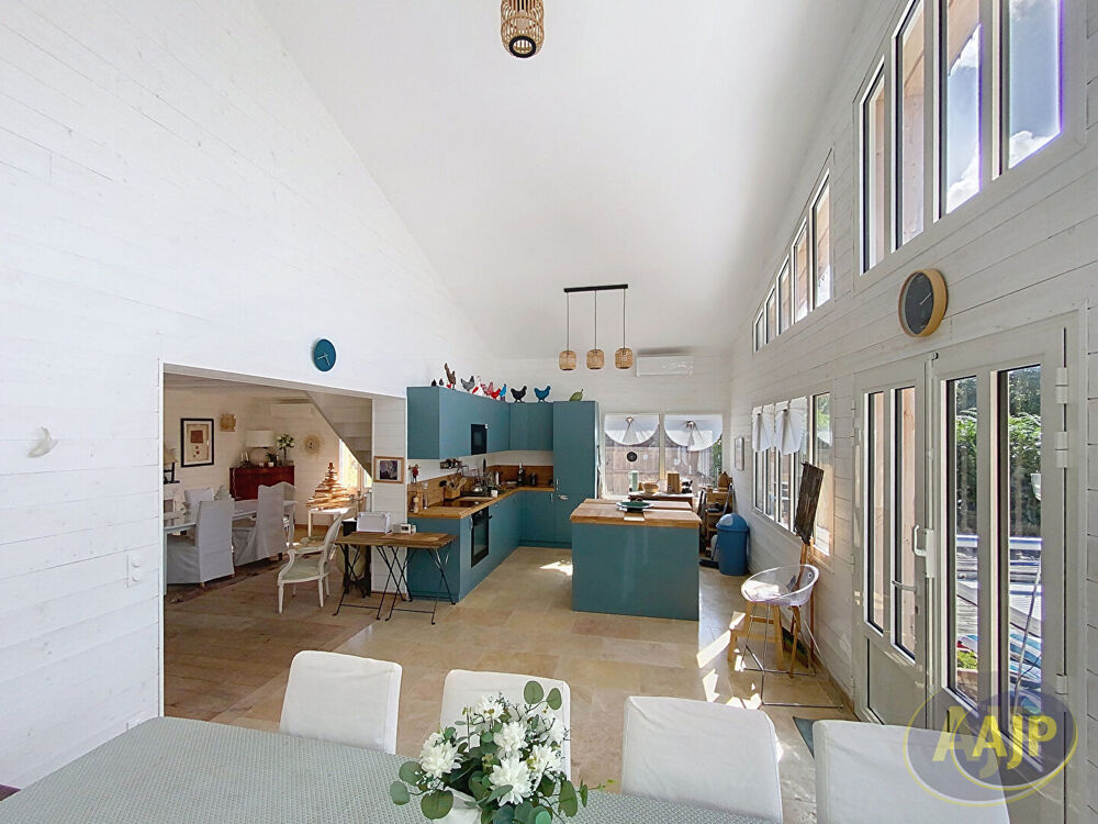 � vendre  Maison Ar�s (33740)