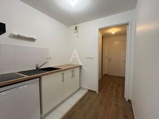  Appartement à louer 1 pièce 38 m²