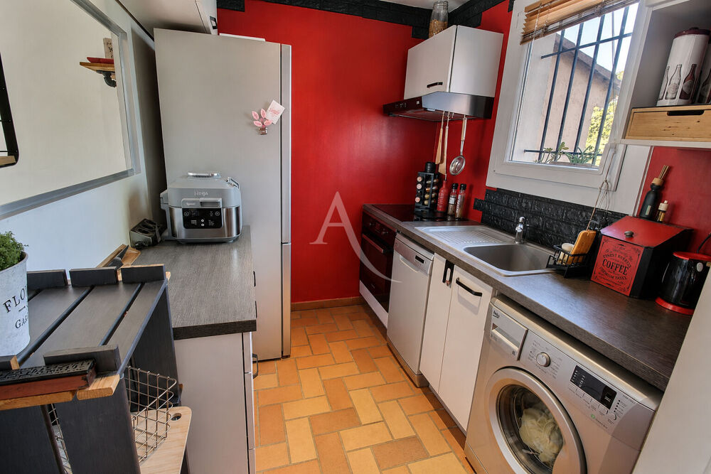 Vente Appartement Carqueiranne T3 Dernier étage avec Parking et Garage Carqueiranne