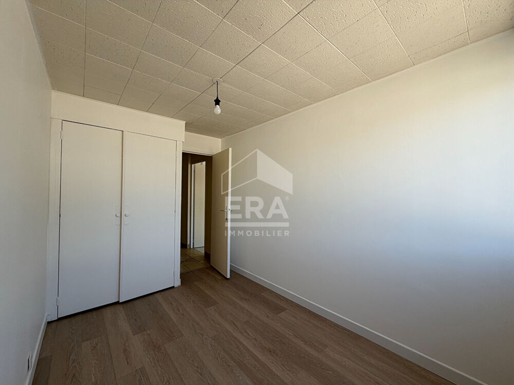 Grand 3 pièces - 90 m² - Dernier étage