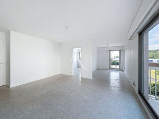  Appartement  vendre 4 pices 80 m