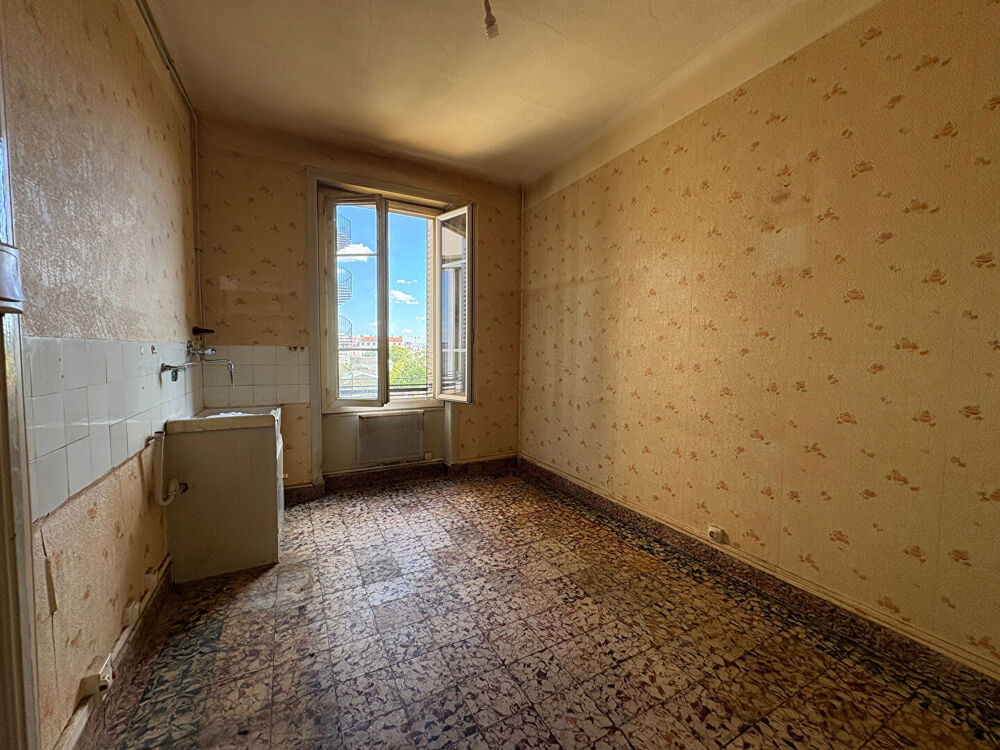 Vente Appartement Appartement Lyon 2 pièces à rénover Lyon 8