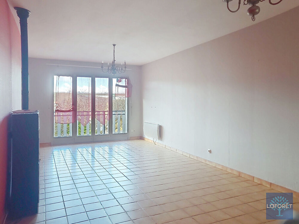 Maison T5 à fort potentiel avec jardin & panneaux solaires de 116m³