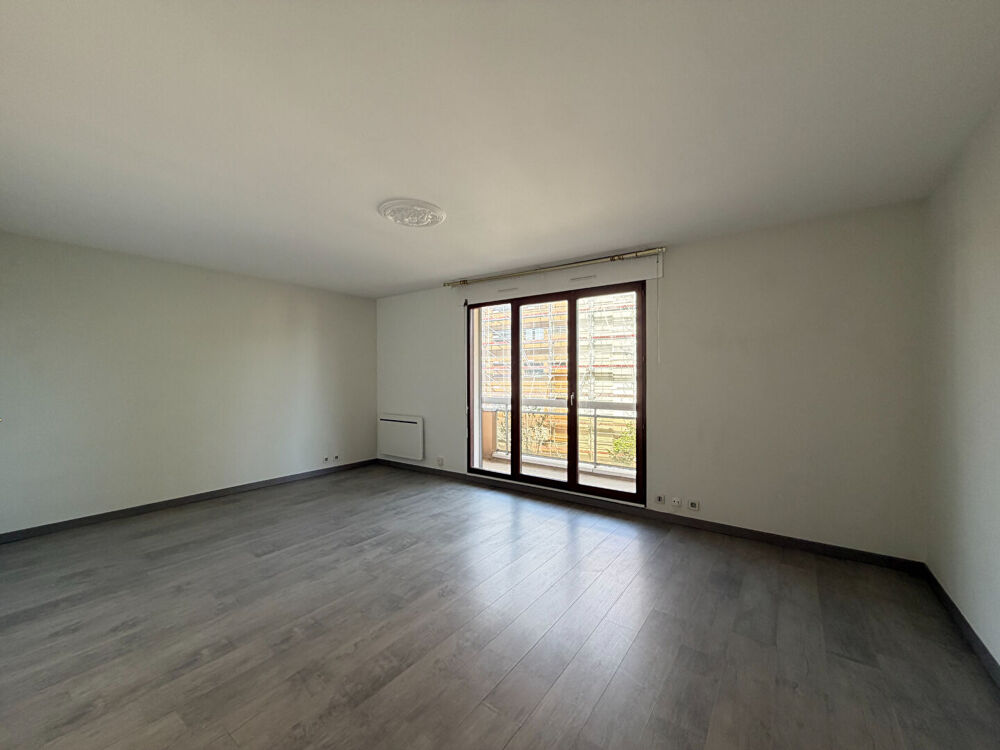 Location Appartement Appartement 3 pièces à louer à Chelles - Réf 165 Chelles