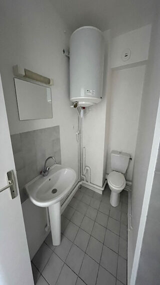  Appartement à louer 1 pièce 20 m²